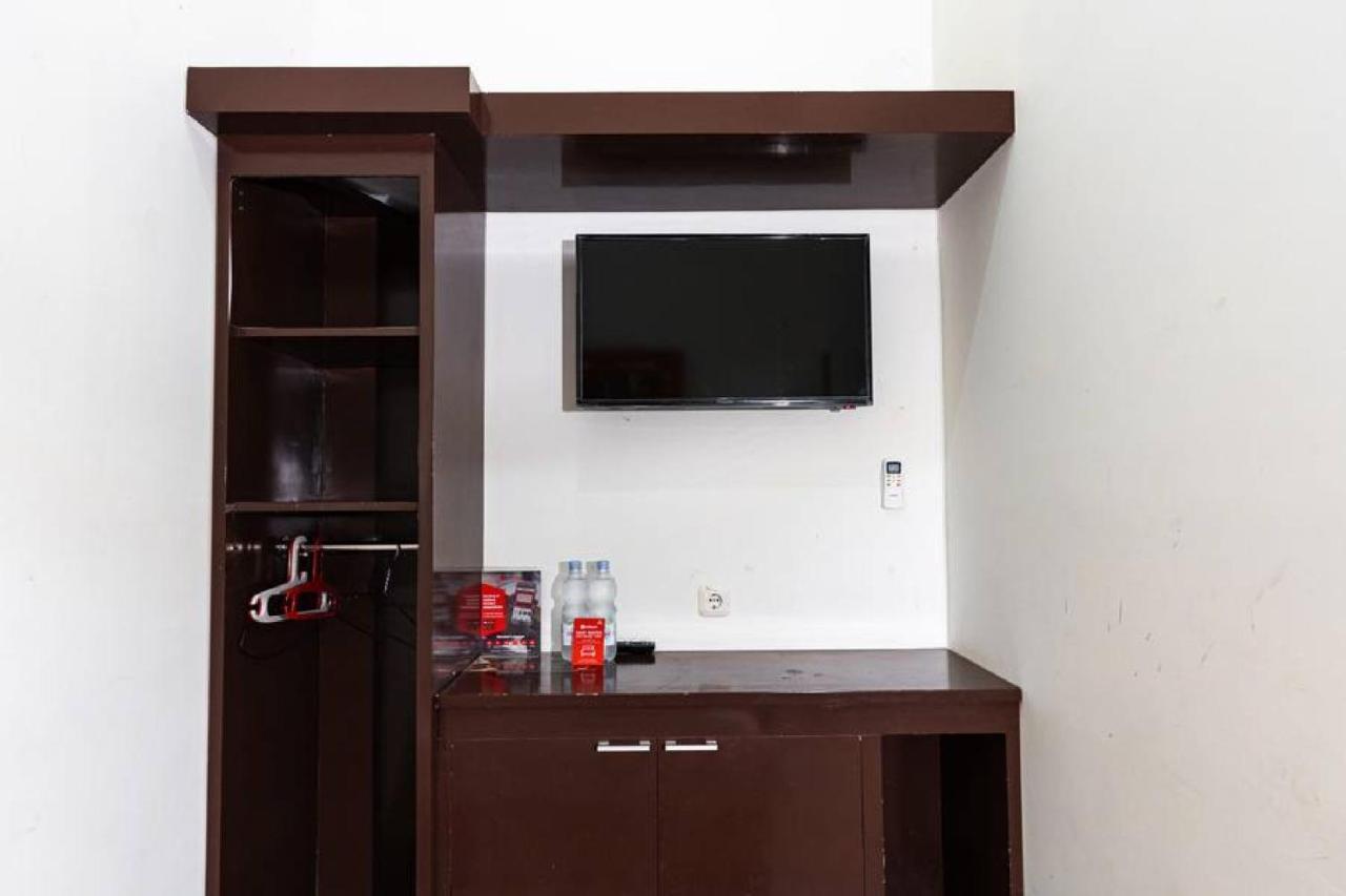 Reddoorz @ Hertasning Area 2 Makassar Extérieur photo